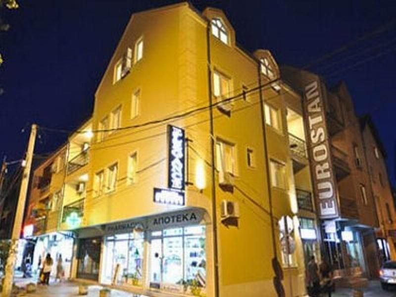 Accommodation Elegance Ni Kültér fotó