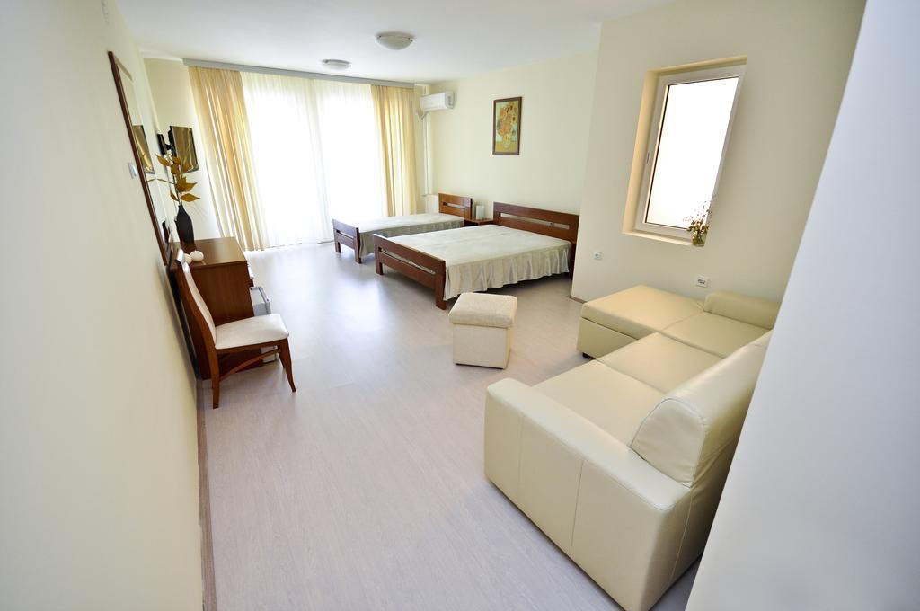 Accommodation Elegance Ni Kültér fotó
