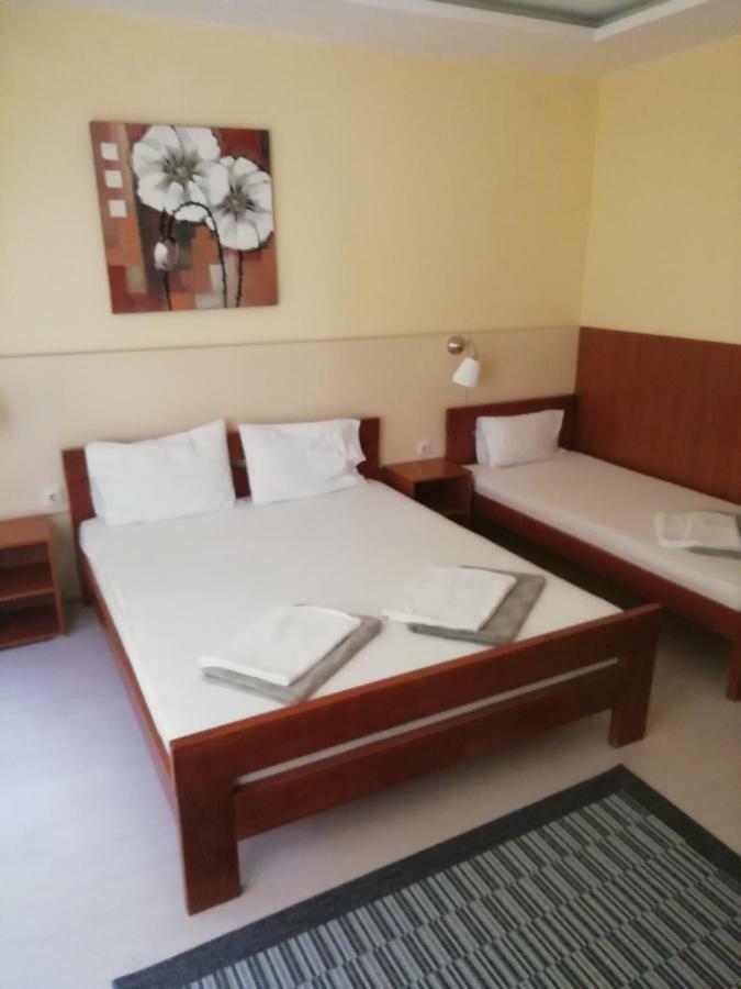 Accommodation Elegance Ni Kültér fotó